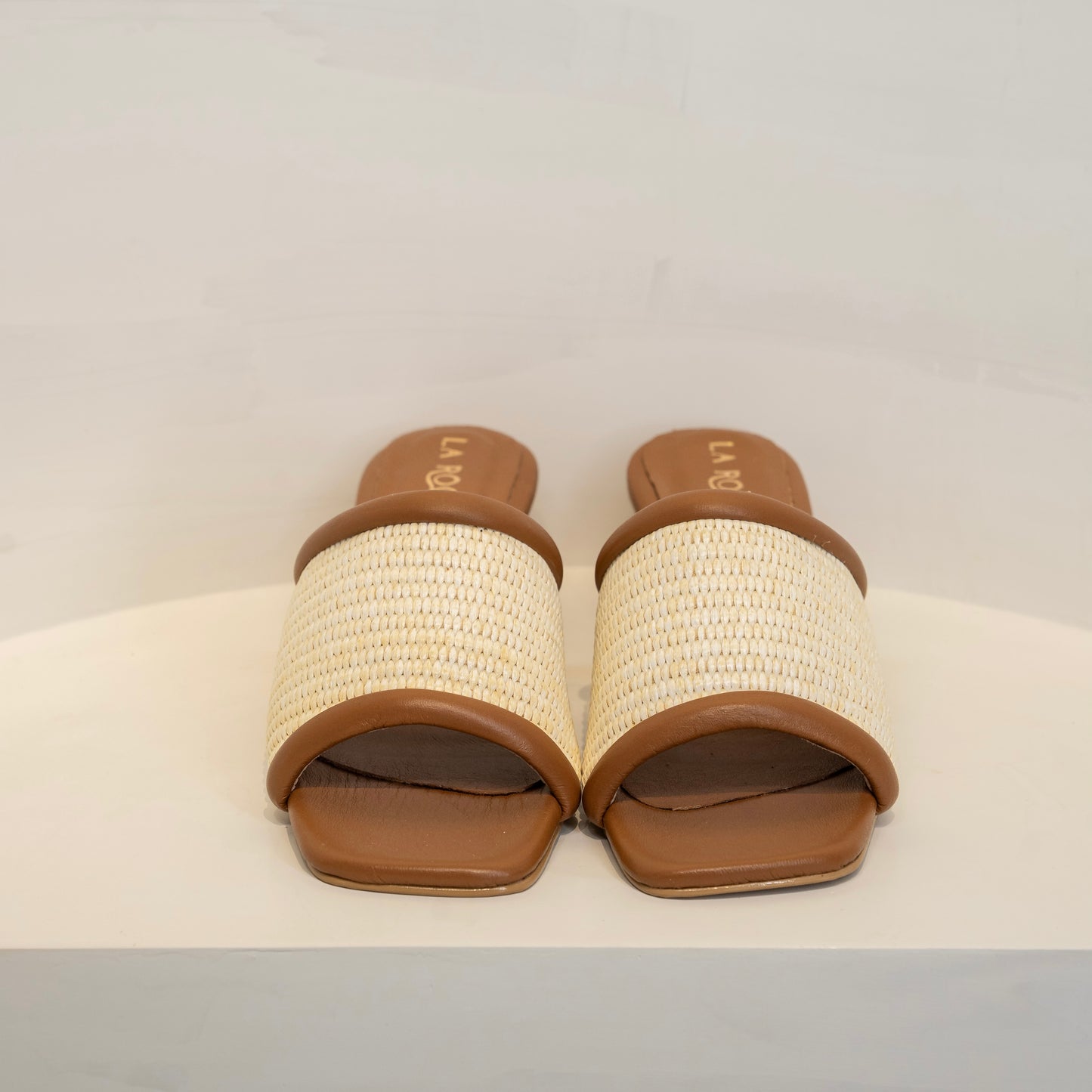SOFIA BEIGE