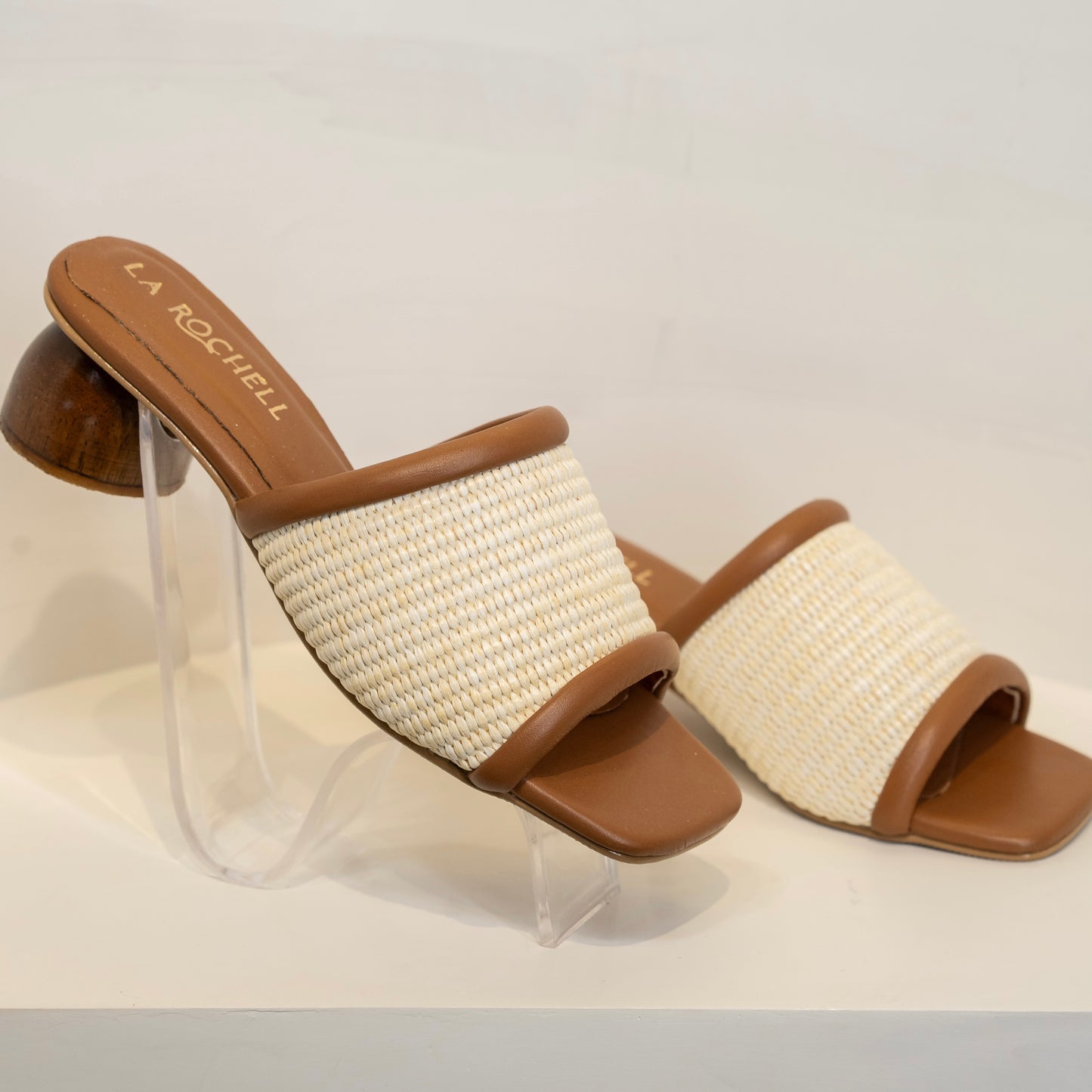 SOFIA BEIGE
